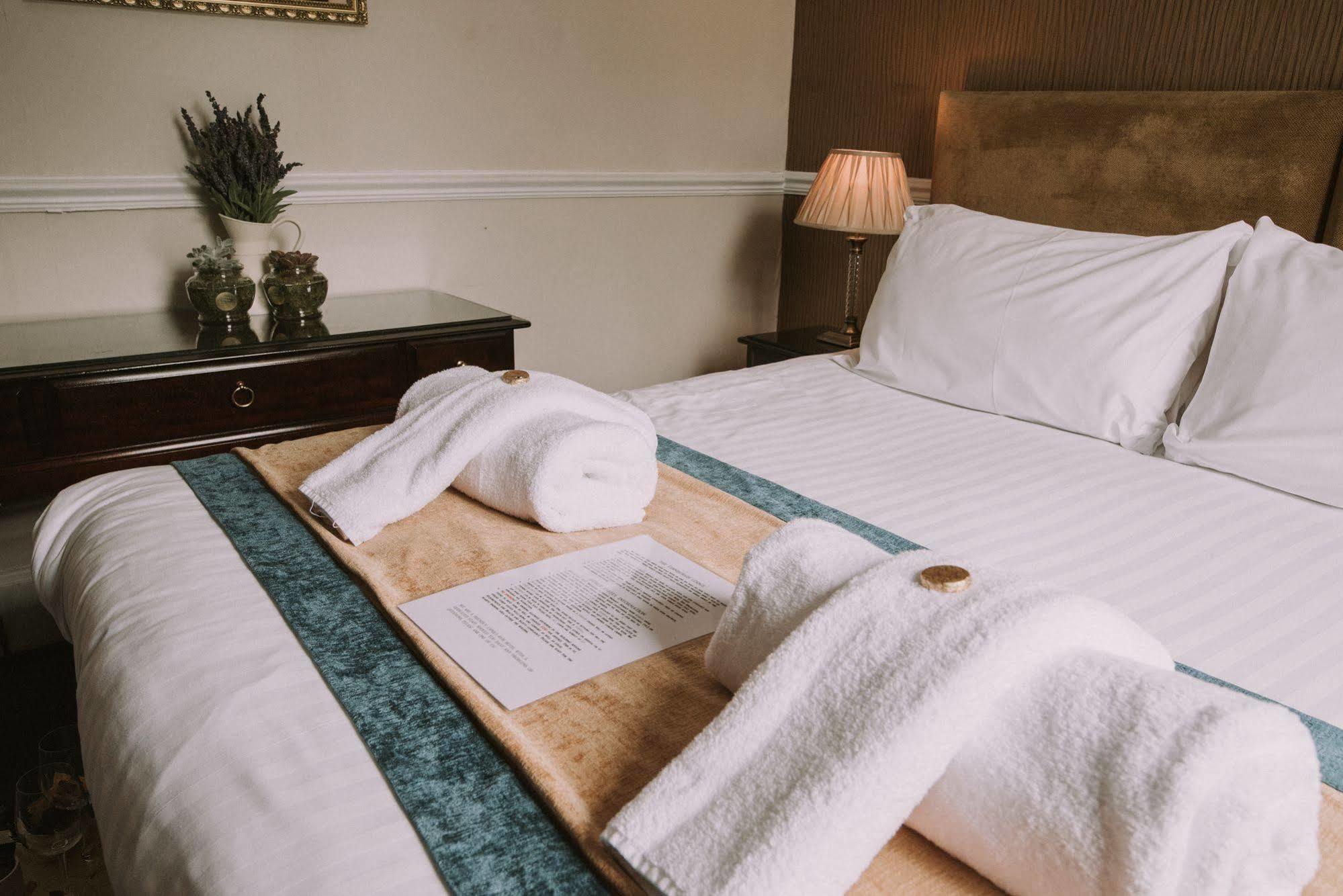 Gasthuis West End 4*